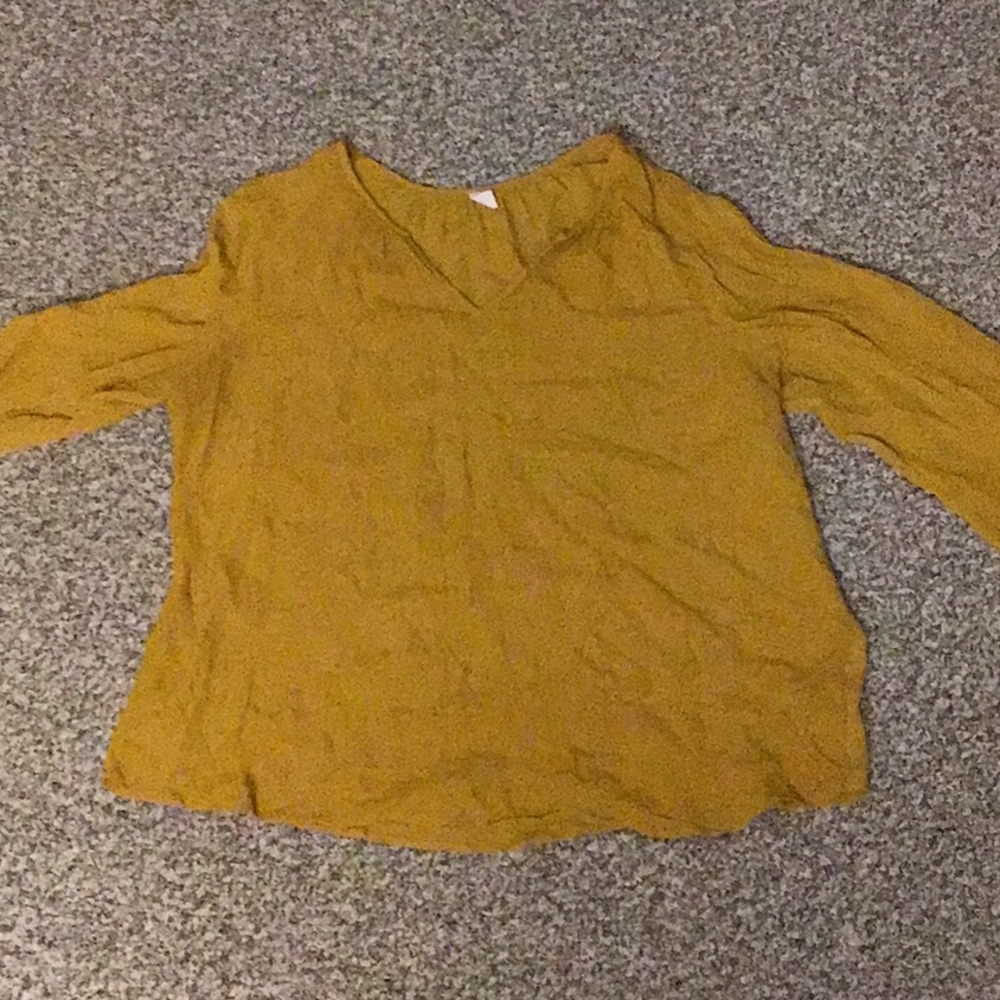Yellow/Mustard Blouse ⭐️Open to offers⭐️